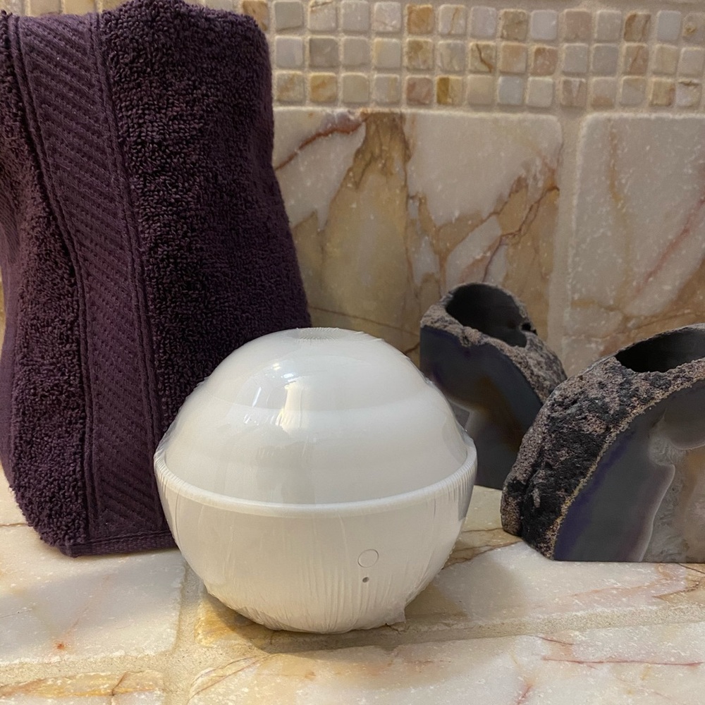 NIB Aromatherapy Mini Travel Diffuser - Picture 3 of 10